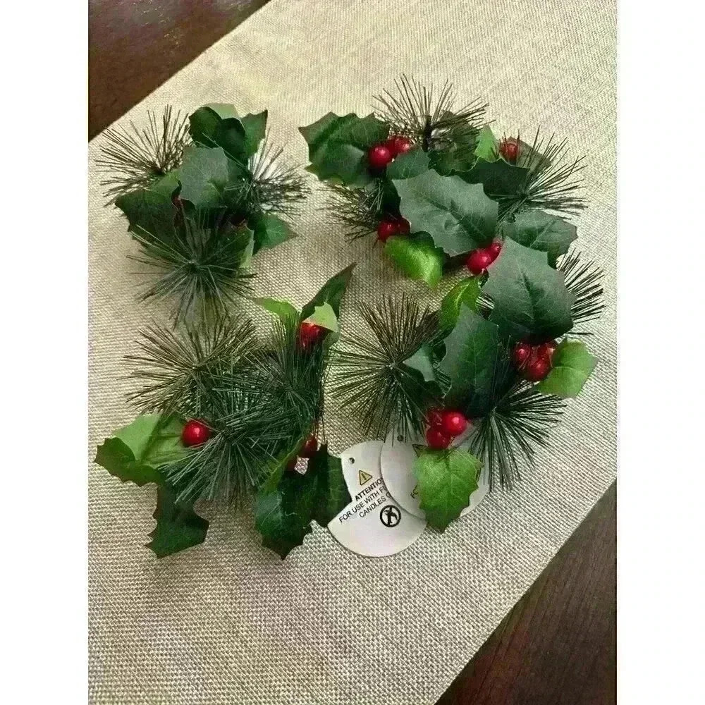 Bethlehem Lights Set‎ of 4 Christmas Berry Candle Rings